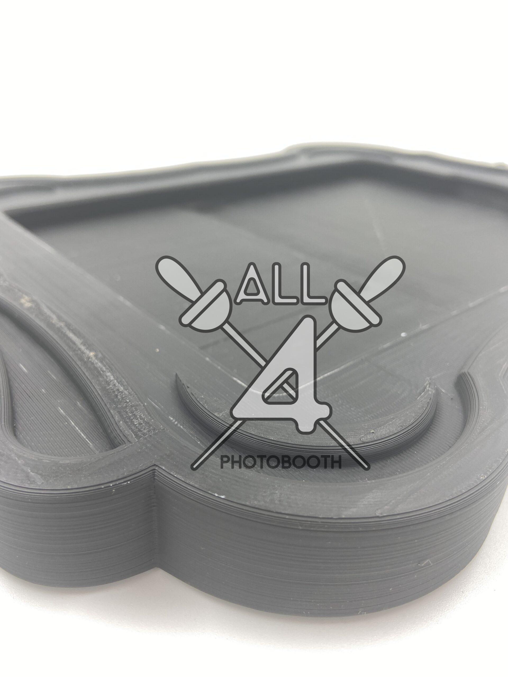 Selfie mirror booth - Image 12